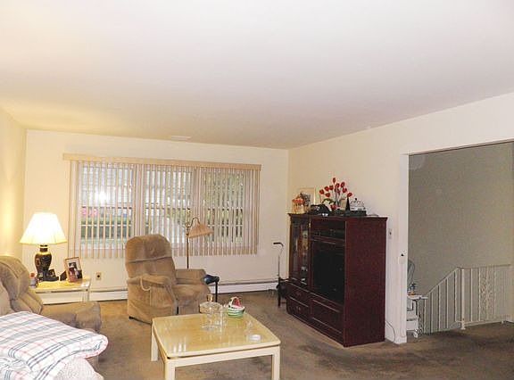 5th image of 129 Greenridge Ave