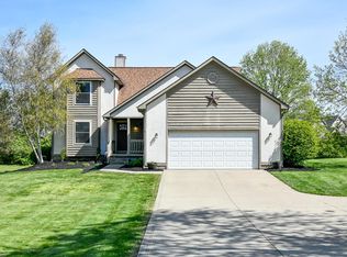 4466 Home Rd, Powell, OH 43065