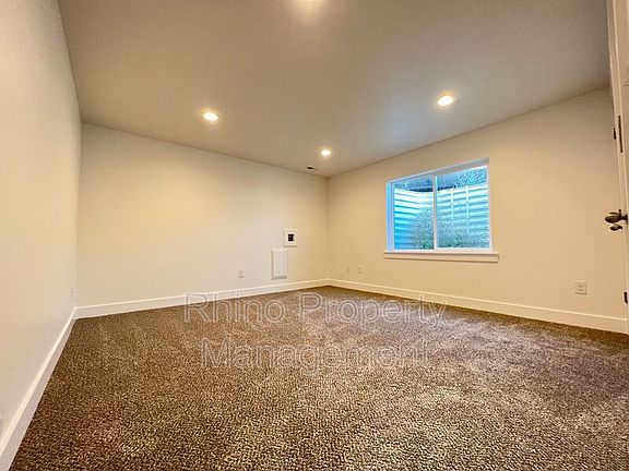 5th image of 5052 W Jaycie Ct #B