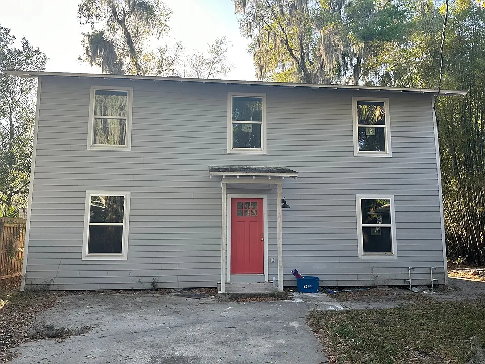 105 N Davis St #1