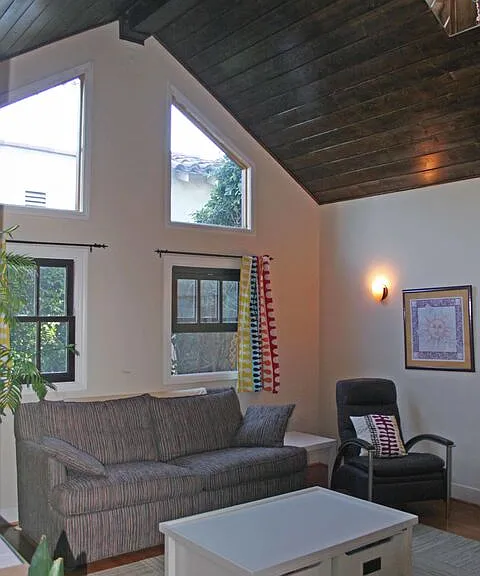 6445 W 5th St — Photo 10
