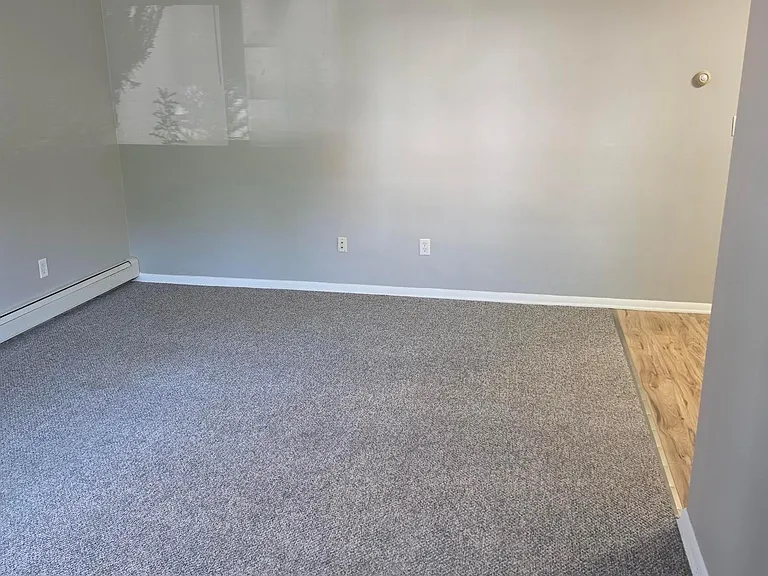 4445 Chowen Ave S — Photo 7