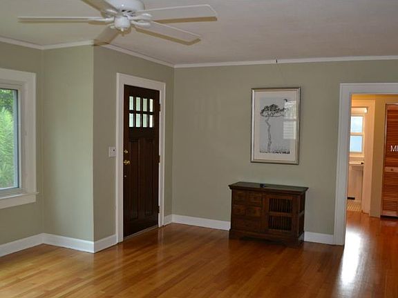 3rd image of 1205 E Idlewild Ave