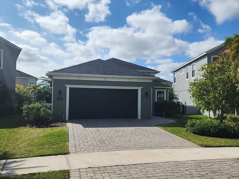 2882 Amethyst Way — Photo 1
