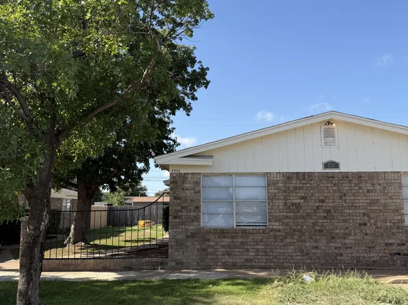 1711 66th St APT A, Lubbock, TX 79412