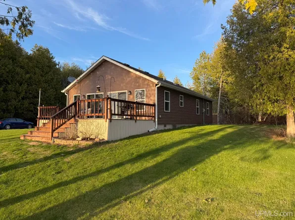 6347 Ll25 Rd, Garden, MI 49835
