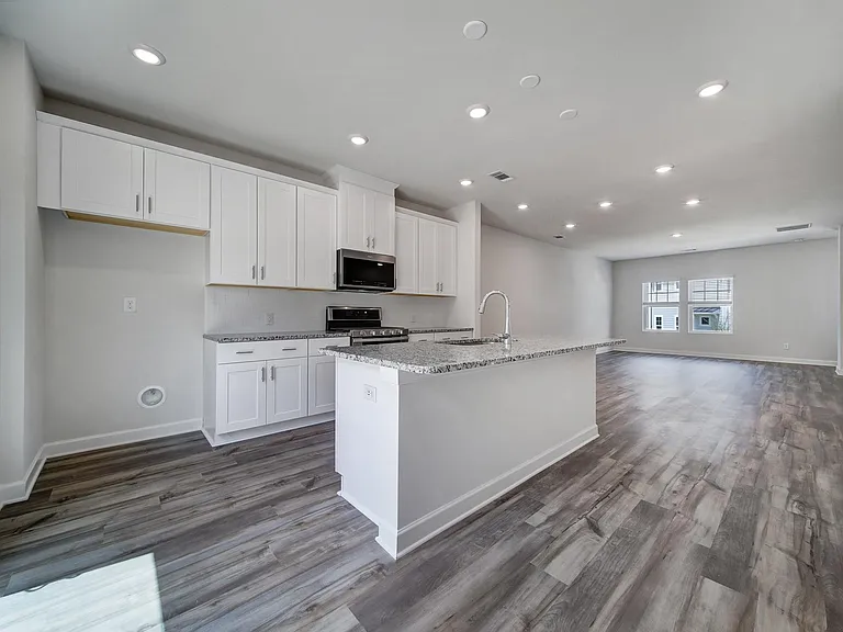 7148 Bryce Ave — Photo 13