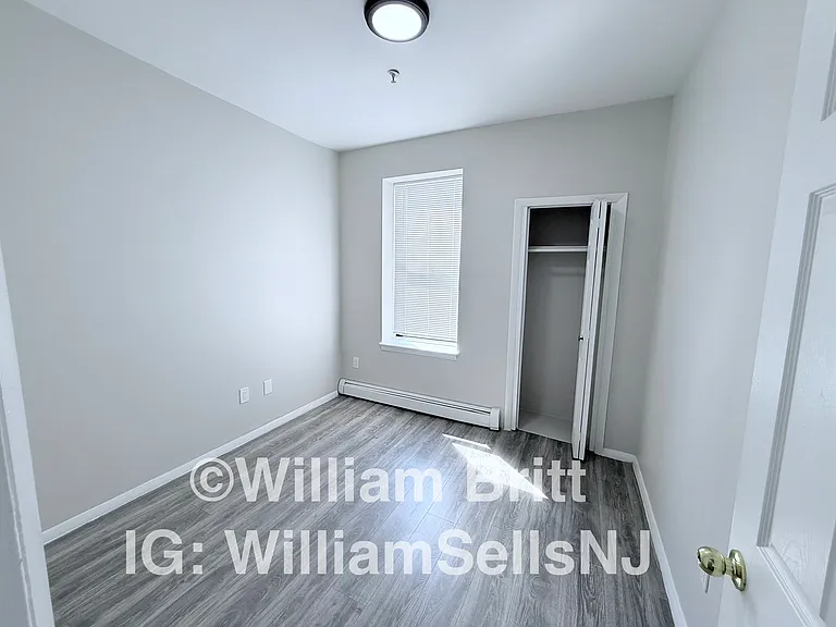 67 Brinkerhoff St #4D — Photo 15