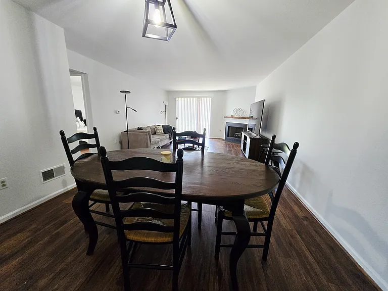 247 Greenview Dr — Photo 6