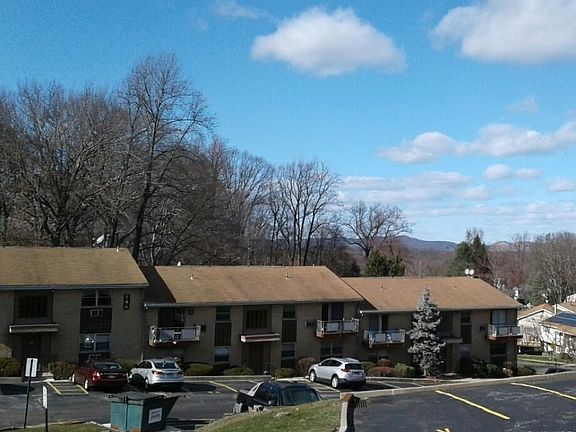 3rd image of 796-800 Brookridge Dr #77
