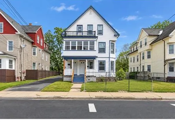 64 Rowe Ave Floor 2, Hartford, CT 06106