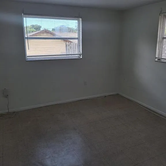 6231 Harrison St — Photo 5