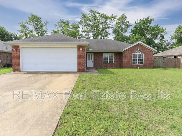 2505 20th St, Bentonville, AR 72713