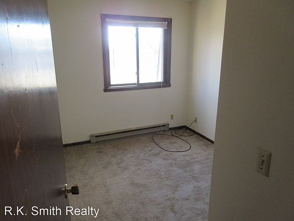 5th image of 1335 Laramie Ln #6892512