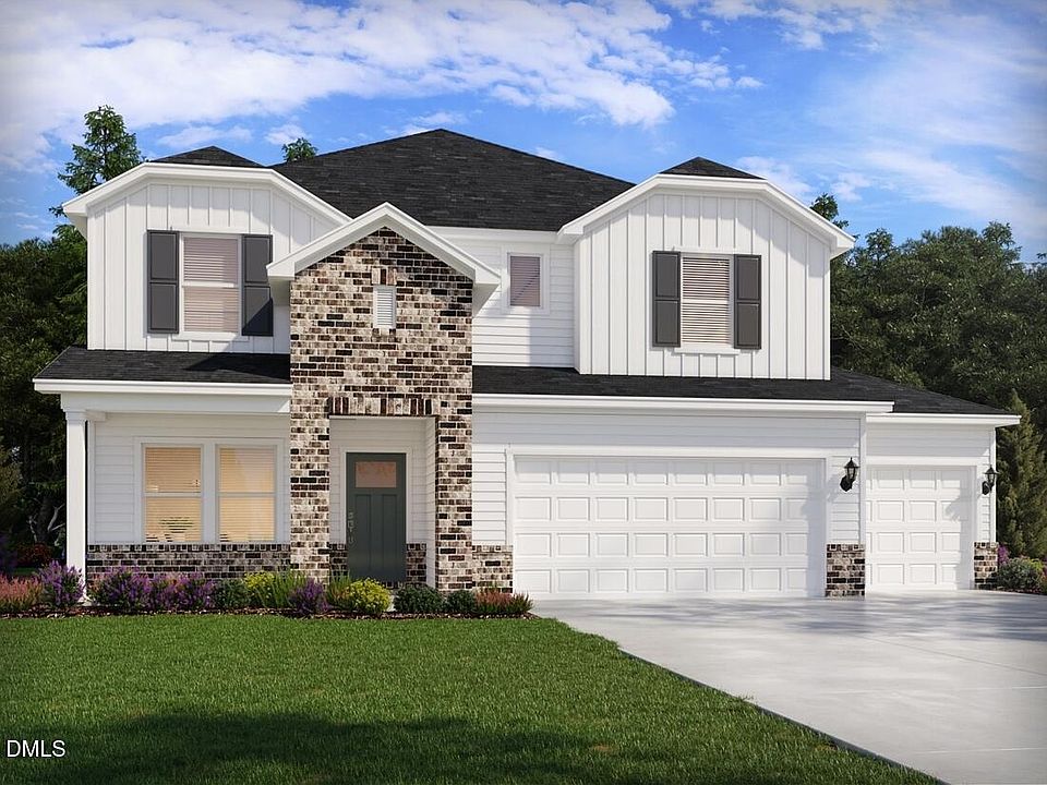 1st image of 302 Barrow Meadows Dr