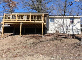 102 1st St, Laurie, MO 65037