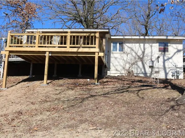 102 1st St, Laurie, MO 65037
