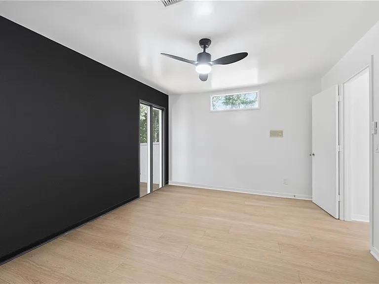 13 Heards Overlook Ct — Photo 41