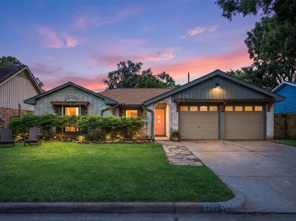 6207 Spruce Forest Dr, Houston, TX 77092