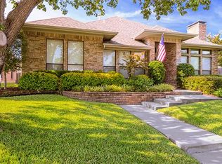 2016 Hearthstone Dr, Carrollton, TX 75010