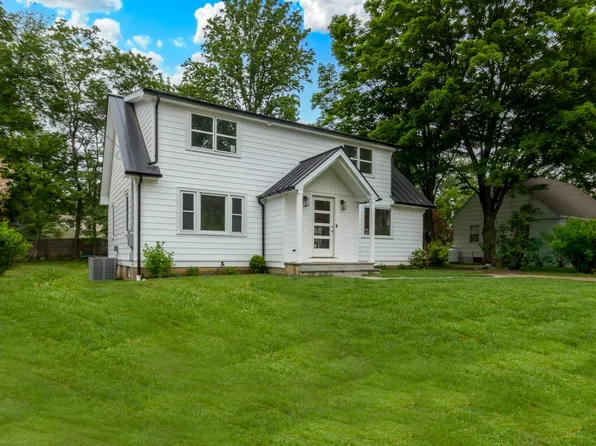 205 szost Drive, Fairfield, CT 06824