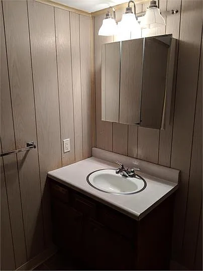 410 W Maple St #3 — Photo 15