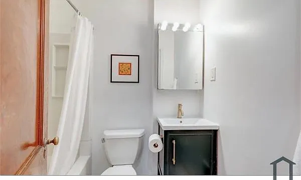 1517 Montana Ave NE — Photo 10