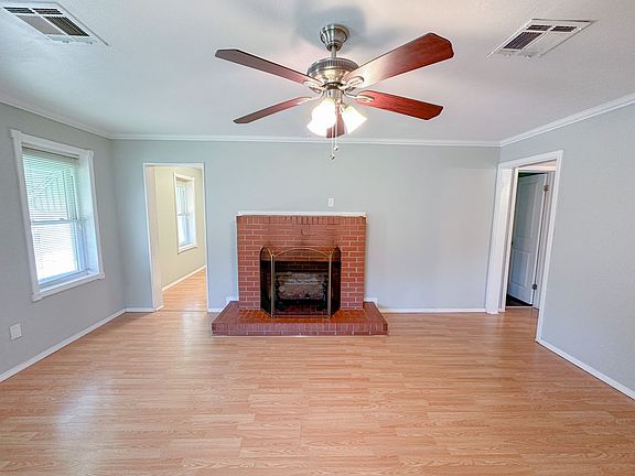 2nd image of 333 E Harmon Dr