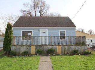 36 Corinthia St, Lockport, NY 14094