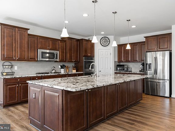 2nd image of 120 Smyrna St