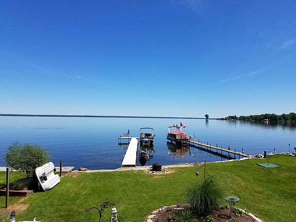 Dock access shared with landlord