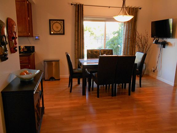 2nd image of 4696 Amiens Ave