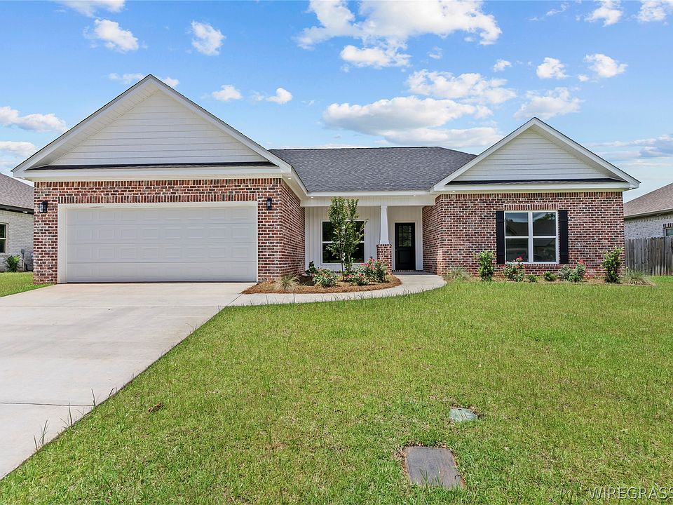 1st image of 105 Legacy Dr