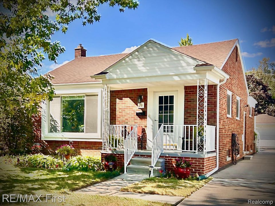 1st image of 70 Knollwood Blvd