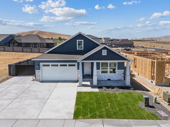 265 Tatoosh Ave, West Richland, WA 99353