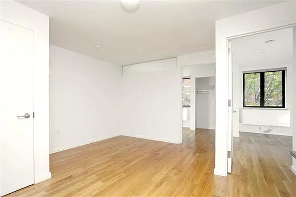 Rented by Mirador Real Estate | media 32