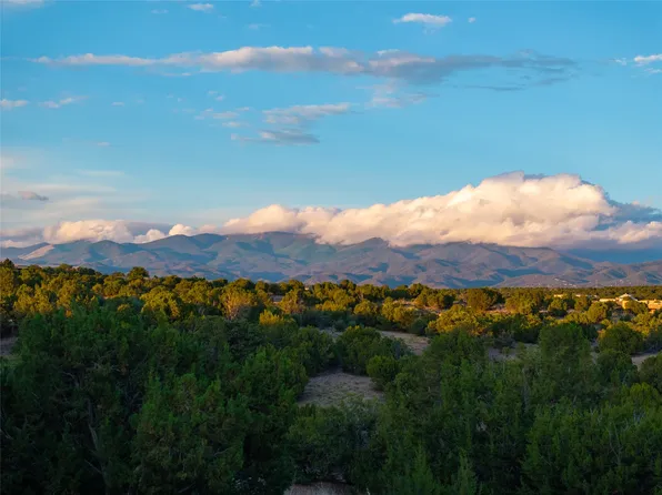 12 Camino Barranca #A, Santa Fe, NM 87507