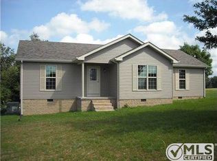 1578 Akersville Rd, Lafayette, TN 37083