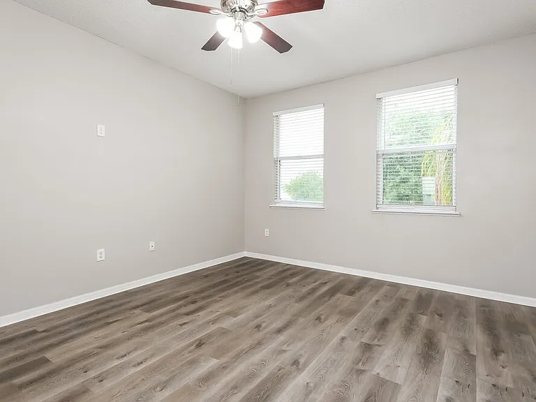 2716 Port Ct — Photo 12