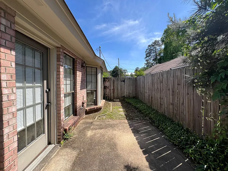 3808 Oak Ave — Photo 15