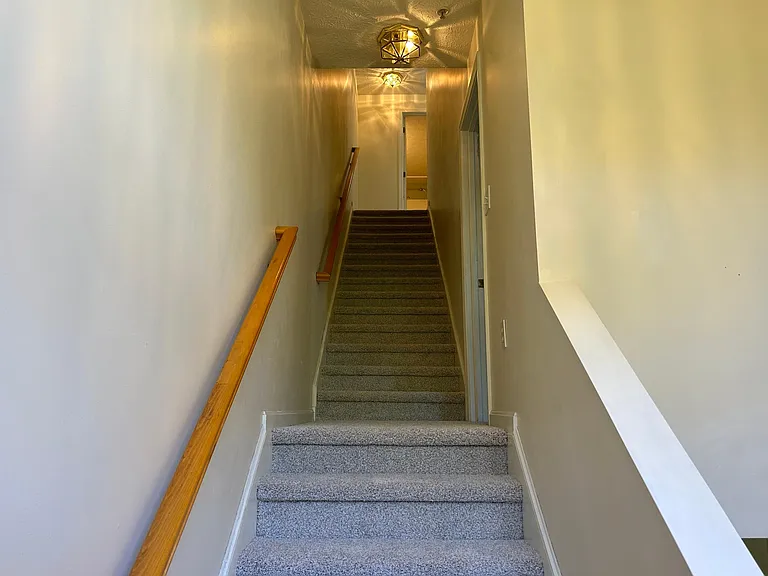 31 Georgetown Dr — Photo 6
