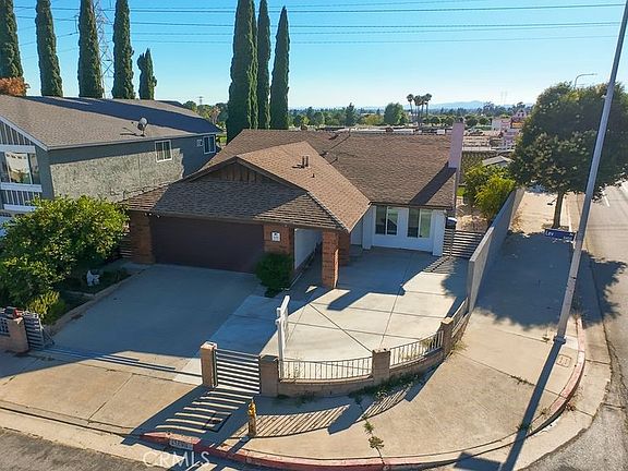 3rd image of 11493 Lev Ave