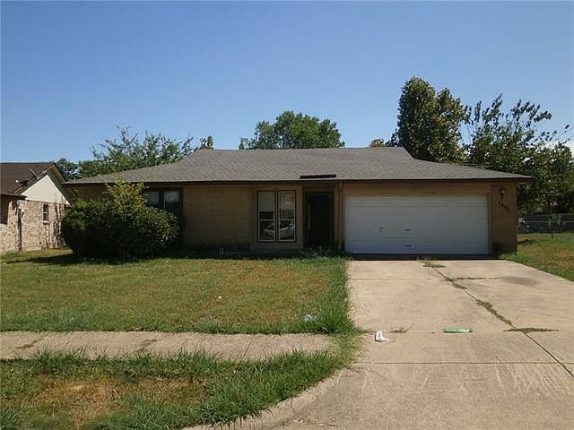 1st image of 1604 Roundrock Trl