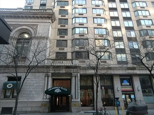 Rented by Compass | media 30