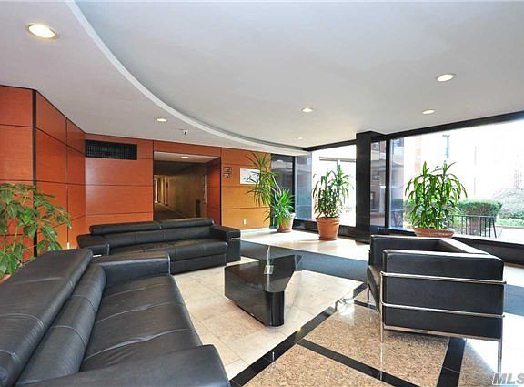 5th image of 13915 83rd Ave APT 237