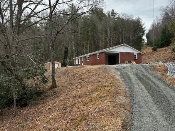 6712 S Hwy 21 Highway, Glade Valley, NC 28627