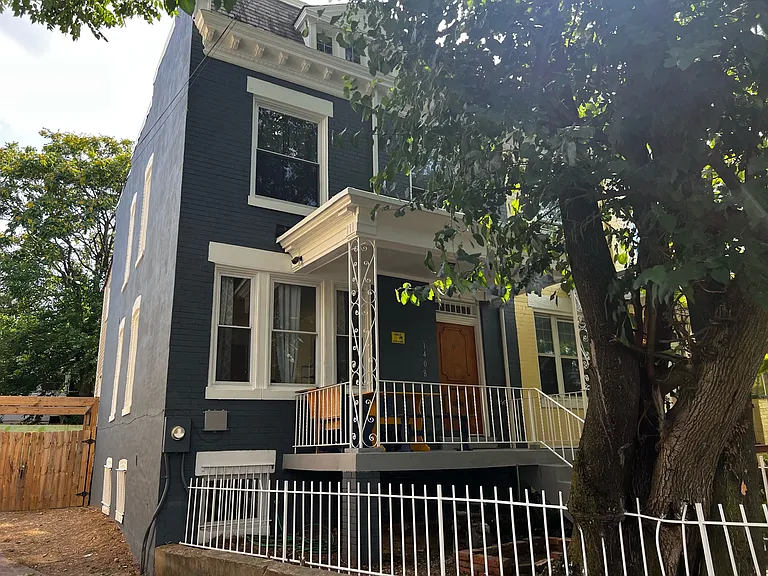 1408 Perry Pl NW — Photo 1