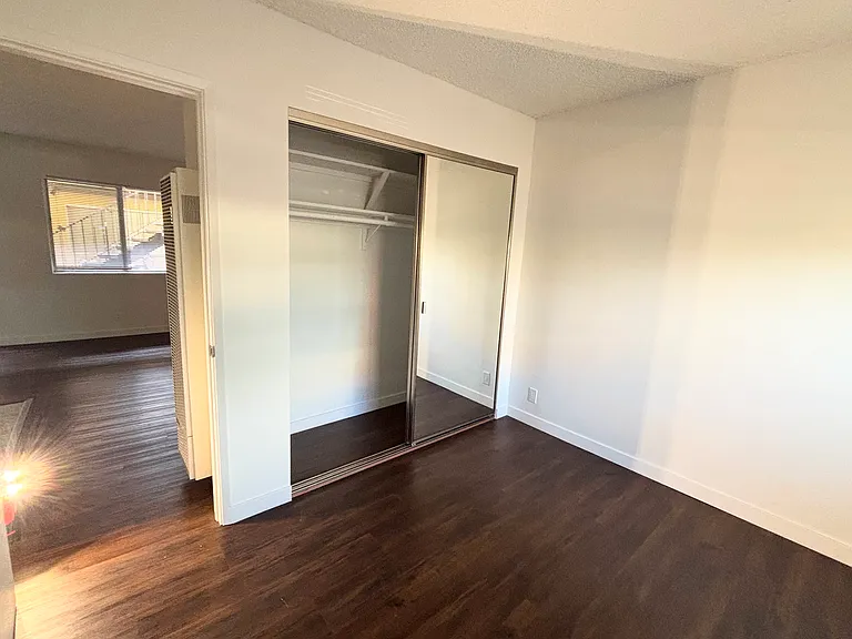 265 Lucas Ave #5 — Photo 8