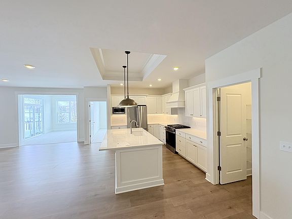 4th image of 2553 Ravines Trail Dr SW