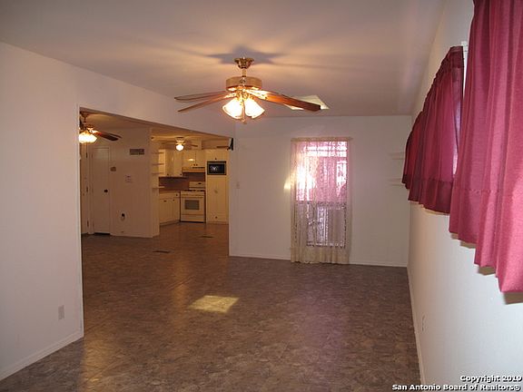 4th image of 5567 Copperhead Ln